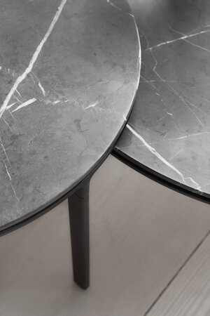 Vipp 423 salontafel, zwart frame, Pietra Grey marble